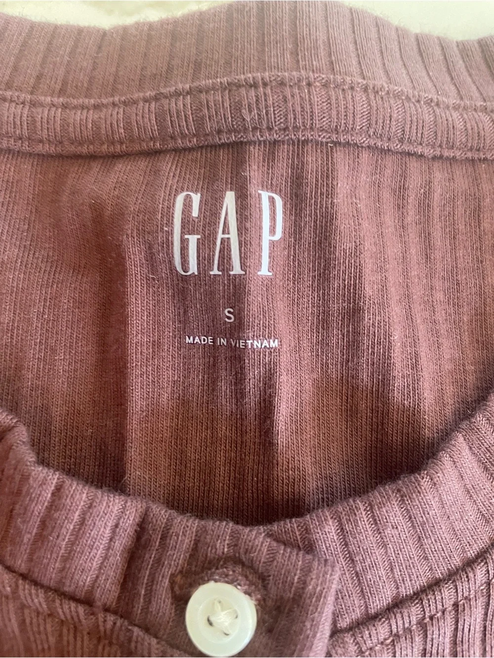 GAP Ribbed Button-Front Top - Dusty Rose - Picture 2 of 2